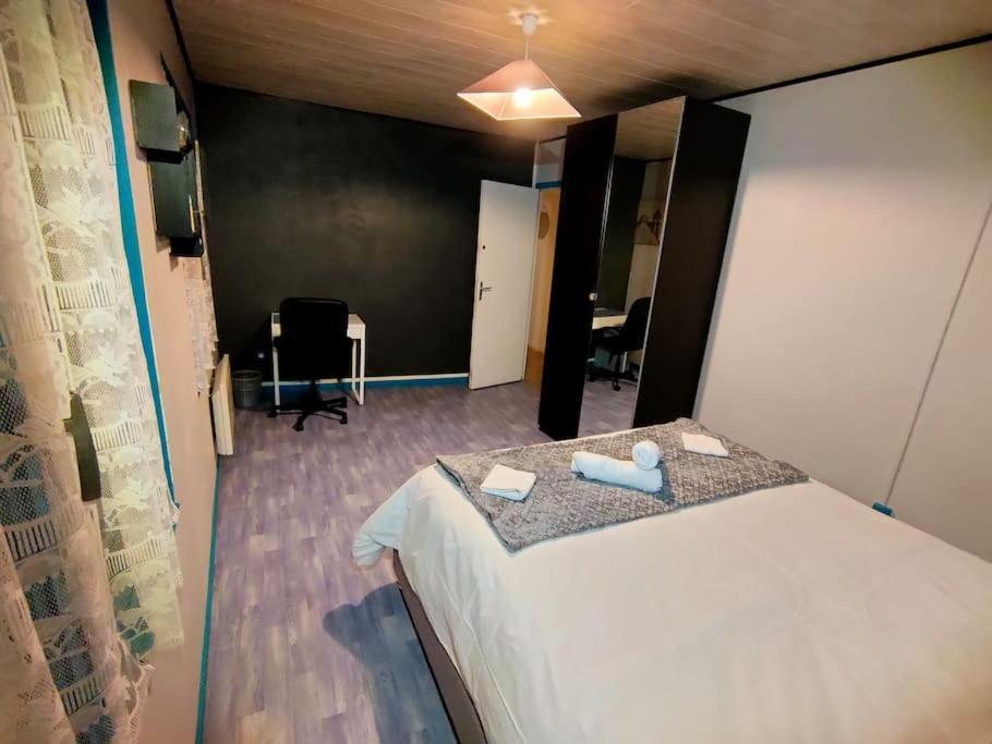 Pause Entre Deux Meaux ► Proche Disneyland Paris ► Wifi ► Netflix ► 24/24H Penchard Luaran gambar