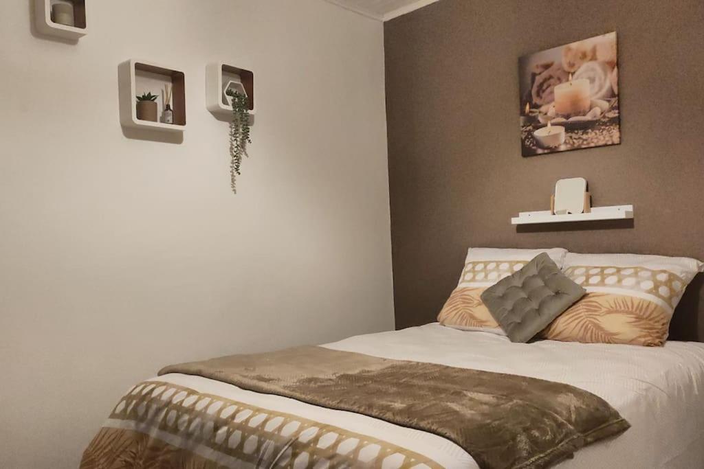Pause Entre Deux Meaux ► Proche Disneyland Paris ► Wifi ► Netflix ► 24/24H Penchard Luaran gambar